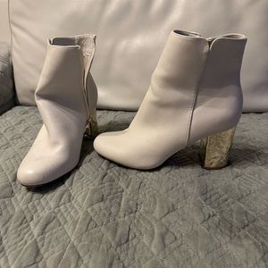 Just Fab cream booties with gold heel size 8